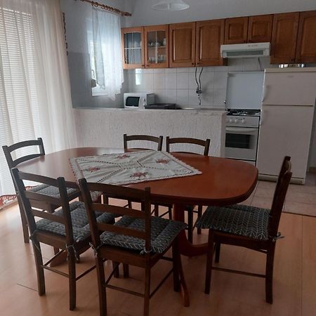 Apartman Nardi Vir Dış mekan fotoğraf
