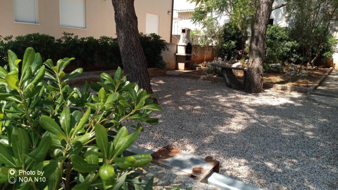 Apartman Nardi Vir Dış mekan fotoğraf