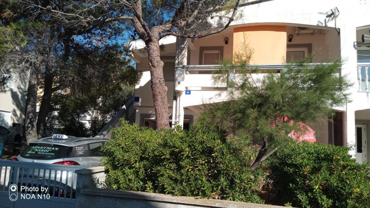 Apartman Nardi Vir Dış mekan fotoğraf
