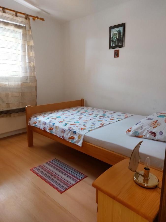 Apartman Nardi Vir Dış mekan fotoğraf