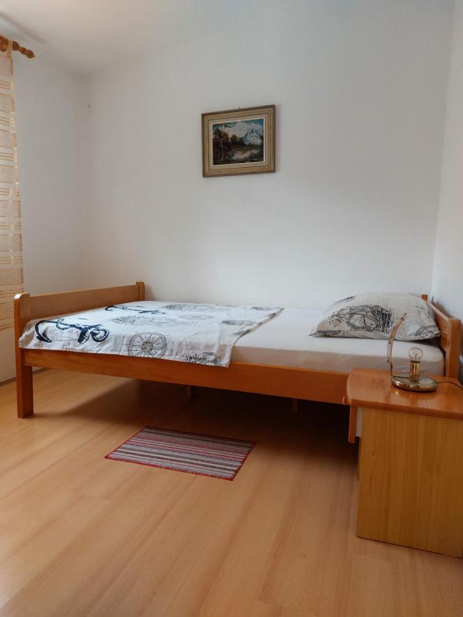 Apartman Nardi Vir Dış mekan fotoğraf